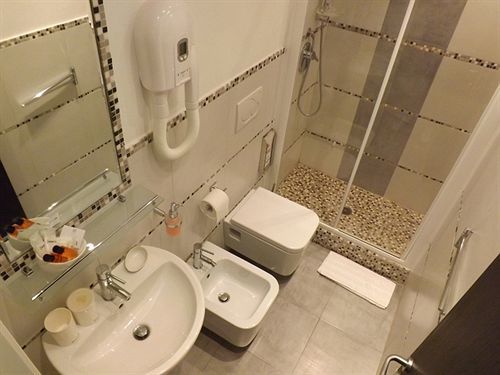 Vatican Accommodations โรม ภายนอก รูปภาพ