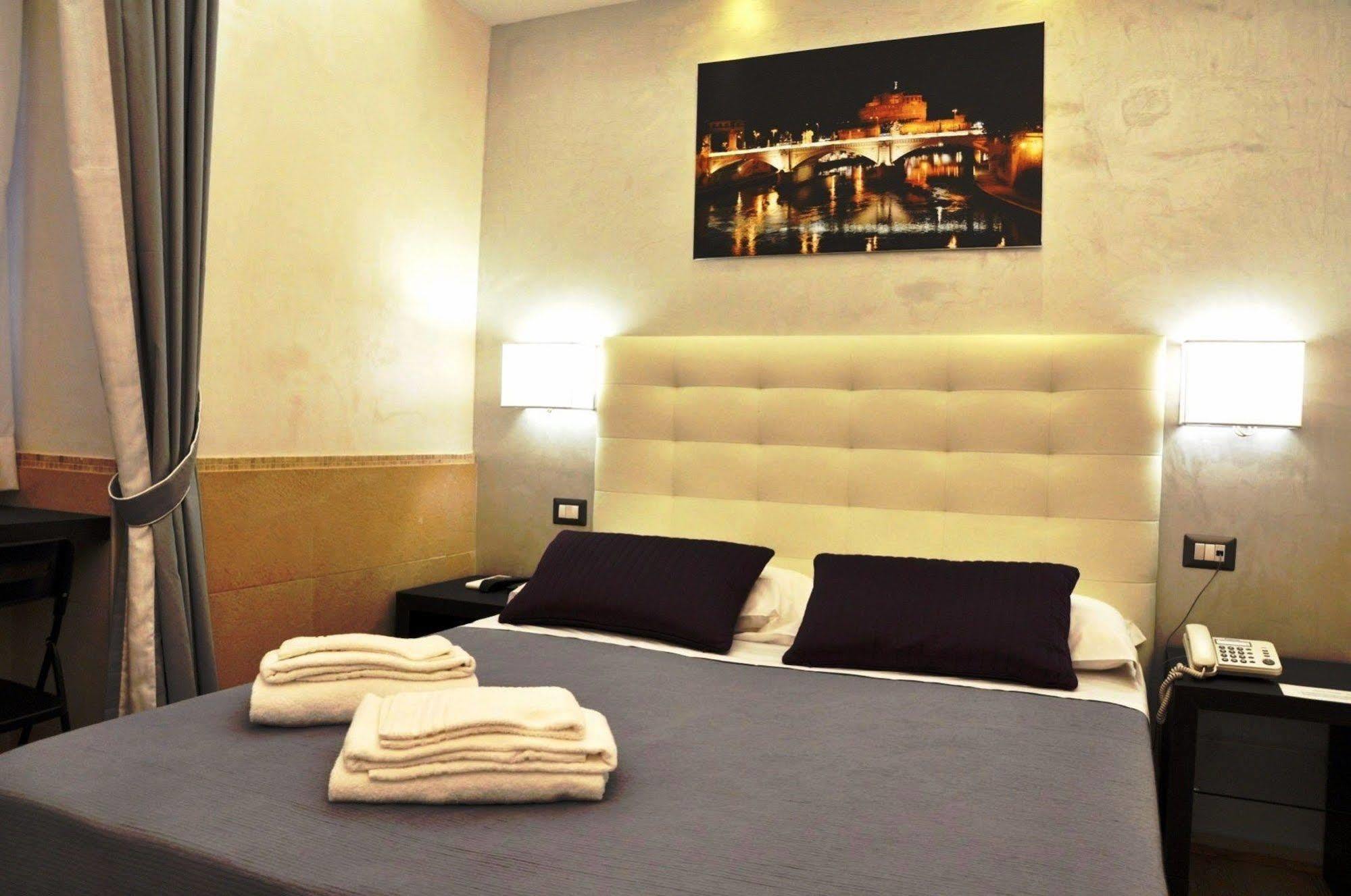 Vatican Accommodations โรม ภายนอก รูปภาพ